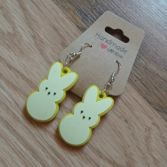 Adorable Easter "Peeps" Earrings - Picture 2 of 2